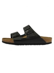 Birkenstock Skórzane klapki "Arizona" w kolorze czarnym rozmiar: 38. Czarne klapki damskie Birkenstock, bez wzorów, bez obcasa, bez zapięcia. Za 364.56 zł.