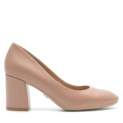 Czółenka GINO ROSSI. Brązowe czółenka damskie Gino Rossi, bez wzorów, bez obcasa. Za 299.99 zł.
