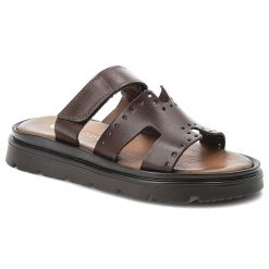 Klapki damskie Armodo, cholewka ze skóry naturalnej z ażurowymi perforacjami szeroki pasek z regulacją na rzep, brązowe, 40440. Brązowe klapki damskie Armodo, w ażurowe wzory, z materiału, bez obcasa, bez zapięcia. Za 260.90 zł.