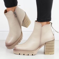 Beżowe botki damskie na słupku Vinceza 58358. Brązowe botki damskie VINCEZA, na jesień, z materiału, eleganckie, bez obcasa, na platformie, bez zapięcia. Za 219.00 zł.