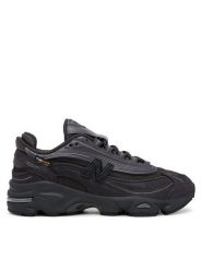 New Balance Sneakersy M1000NBB Czarny. Czarne obuwie sportowe damskie New Balance, z nubiku, bez zapięcia. Za 439.99 zł.