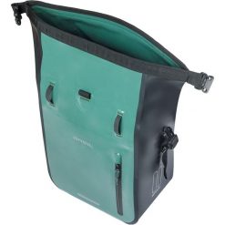 Tylna torba Basil Rivo 15L. Niebieskie torby sportowe BASIL, bez wzorów, z materiału. Za 335.15 zł.