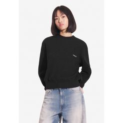 Bluza sportowa damska Prosto Ribbed bez kaptura. Czarne bluzy damskie Prosto., bez wzorów, bez kaptura. W wyprzedaży za 204.99 zł.