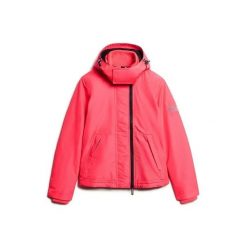 Damska wodoodporna kurtka z kapturem Superdry Mountain. Czerwone kurtki damskie Superdry, bez wzorów, z kapturem. Za 392.35 zł.