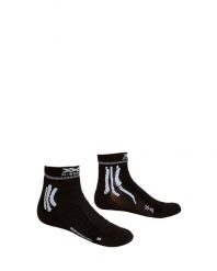 Skarpety biegowe X-SOCKS RUN SPEED TWO 4.0. Białe skarpetki damskie X Socks, bez wzorów, z materiału. Za 55.00 zł.
