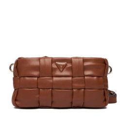 Torebka Guess. Brązowe listonoszki damskie Guess, z aplikacjami, bez dodatków. Za 639.99 zł.