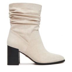 Botki Nine West. Brązowe botki damskie Nine West, bez obcasa, na słupku, bez zapięcia. Za 269.99 zł.