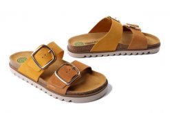 DR. BRINKMANN 700683-06 gelb, klapki damskie. Żółte klapki damskie Dr. Brinkmann, bez wzorów, ze skóry, bez obcasa, bez zapięcia. Za 297.42 zł.