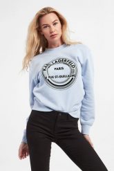 Bluza damska KARL LAGERFELD. Bluzy damskie KARL LAGERFELD, s, bez wzorów, bez kaptura. W wyprzedaży za 591.57 zł.
