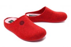 DR. BRINKMANN 320041-04 rot, kapcie/klapki damskie. Czerwone kapcie damskie Dr. Brinkmann, z materiału. Za 219.90 zł.