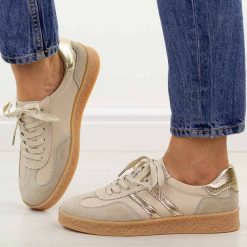 Beżowe skórzane półbuty damskie S.Barski 7059. Brązowe półbuty damskie S.BARSKI, na jesień, bez wzorów, z jeansu, bez obcasa, na płaskiej podeszwie, bez zapięcia. Za 249.00 zł.