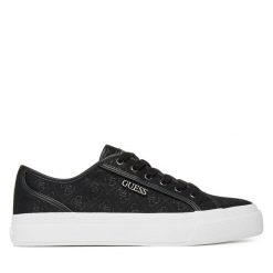Tenisówki Guess. Czarne trampki damskie Guess, z aplikacjami, bez zapięcia. Za 319.99 zł.