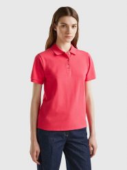 Benetton Koszulka polo w kolorze różowym rozmiar: XS. Różowe bluzki damskie Benetton, xs, bez wzorów, bez kołnierzyka, bez ramiączek. Za 74.63 zł.