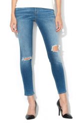 WRANGLER HIGH SKINNY SOFT WORN W27HX712P 112128142. Niebieskie rurki damskie Wrangler, bez wzorów, z jeansu. W wyprzedaży za 89.99 zł.