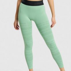 Legginsy treningowe damskie Gymshark Vision. Zielone legginsy damskie Gymshark, m, bez wzorów. Za 169.99 zł.