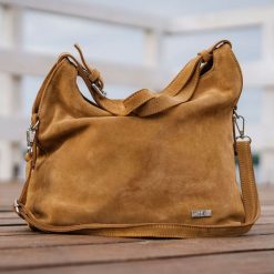 Worek SHE skóra import zamsz camel. Brązowe shopper bag SHE, bez wzorów, ze skóry, bez dodatków. Za 299.99 zł.