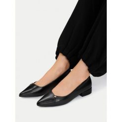Baleriny MEXX. Czarne balerinki damskie Mexx, bez wzorów. Za 269.99 zł.
