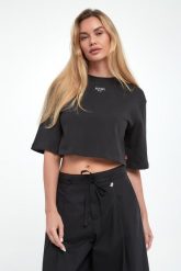 T-shirt damski Taky JOOP! JEANS. T-shirty damskie Joop! Jeans, s, bez wzorów, z jeansu, bez kołnierzyka. W wyprzedaży za 179.25 zł.