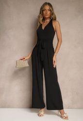 Czarny Kombinezon o Taliowanym Kroju z Dekoltem Halter i Wiązanym Paskiem Malisena. Czarne sukienki damskie Renee, bez wzorów, eleganckie, bez ramiączek. W wyprzedaży za 119.99 zł.