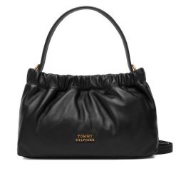Torebka Tommy Hilfiger. Czarne torebki klasyczne damskie Tommy Hilfiger, bez dodatków. Za 699.99 zł.
