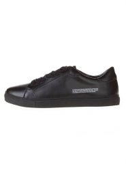 Pangaia Sneakersy w kolorze czarnym rozmiar: 37. Czarne obuwie sportowe damskie Pangaia, bez zapięcia. Za 118.56 zł.