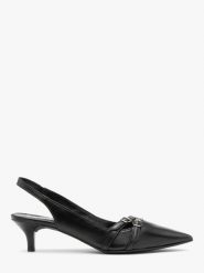 Czarne czółenka slingback z ozdobnymi paskami SARAH. Czarne czółenka damskie Ryłko, bez wzorów, z gumy, bez obcasa, na obcasie. Za 399.99 zł.