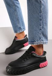 Czarne Sneakersy na Tłoczonej Platformie Ozdobione Łańcuchem Jaihini. Czarne obuwie sportowe damskie Renee, bez zapięcia. Za 49.99 zł.