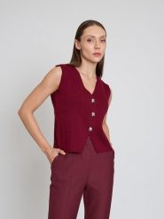 BGN Kamizelka w kolorze bordowym rozmiar: 36. Czerwone kamizelki damskie BGN, bez wzorów, bez kaptura. Za 78.99 zł.