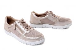 Caprice 9-23700-42 345 taupe comb, półbuty damskie. Brązowe półbuty damskie Caprice, bez wzorów, bez obcasa, bez zapięcia. Za 299.90 zł.