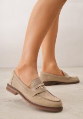 Beżowe Mokasyny VICES z Wkładką ze Skóry Naturalnej i Metaliczną Aplikacją Nanora. Brązowe mokasyny damskie Born2be, z jeansu, bez obcasa. Za 89.99 zł.