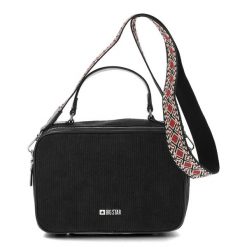 Czarna Torebka Big Star Listonoszka Materiałowa. Czarne kuferki damskie Big Star Accessories, bez wzorów, z materiału, na ramię, bez dodatków. Za 179.00 zł.