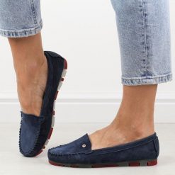 Granatowe mokasyny damskie Filippo Dp2037/26. Niebieskie mokasyny damskie Filippo, na jesień, z nubiku, z okrągłym noskiem, bez obcasa. Za 199.00 zł.