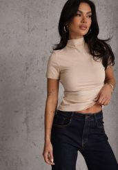 Jasnobeżowy Wiskozowy T-shirt o Dopasowanym Kroju z Golfem Isomina. Brązowe golfy damskie Renee, m, bez wzorów, z materiału, bez kołnierzyka. Za 59.99 zł.