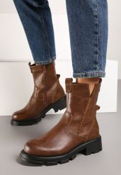 Brązowe Botki na Płaskiej Podeszwie ze Skóry Naturalnej z Wycięciem Emminae. Brązowe botki damskie Renee, na jesień, z jeansu, eleganckie, bez obcasa, na płaskiej podeszwie, bez zapięcia. Za 189.99 zł.