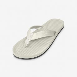 Klapki damskie - Easy Living Lite Sea Salt. Brązowe klapki damskie INDOSOLE, bez wzorów, z nylonu, bez obcasa, bez zapięcia. Za 132.00 zł.