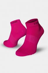 Bezszwowe skarpety oddychające Nessi Sportswear. Zielone skarpetki damskie NESSI SPORTSWEAR, bez wzorów, z bawełny. Za 59.90 zł.