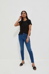 Jeansy skinny push up ciemnoniebieskie. Niebieskie jeansy damskie MOODO, bez wzorów, z bawełny. W wyprzedaży za 44.99 zł.