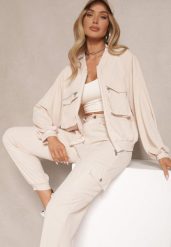 Beżowy Komplet Dresowy Cargo Spodnie i Bluza Zdobiona Imitacją Kieszeni Nolhira. Brązowe bluzy damskie Renee, l, z aplikacjami, z dresówki, bez kaptura. Za 139.99 zł.