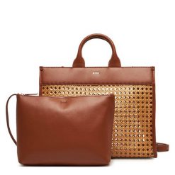 Torebka BOSS. Brązowe torebki klasyczne damskie Boss, bez dodatków. Za 649.99 zł.