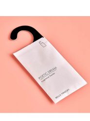 BELLA MAISON Saszetka zapachowa "Poetic Dream" w kolorze białym - 25 g rozmiar: onesize. Białe nerki i saszetki damskie BELLA MAISON, bez wzorów. Za 19.49 zł.