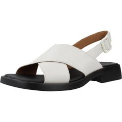 Sandały CAMPER K201600 004 Biały. Białe sandały damskie Camper, bez wzorów, ze skóry, bez obcasa, bez zapięcia. Za 556.99 zł.