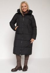 Czarna Długa Kurtka Pikowana z Kapturem i Bocznymi Suwakami Mevoressa. Czarne kurtki damskie Born2be, na zimę, plus size, bez wzorów, z dzianiny, z kapturem. Za 299.99 zł.