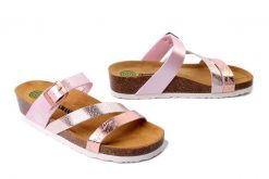 DR. BRINKMANN 700753-42 rosa, klapki damskie. Czerwone klapki damskie Dr. Brinkmann, bez wzorów, bez obcasa, na koturnie, bez zapięcia. Za 204.90 zł.