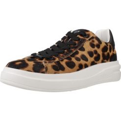 Buty GUESS FLTEL8 LEA12 Nadruk zwierzęcy. Obuwie trekkingowe damskie Guess, ze skóry, bez zapięcia. Za 637.62 zł.