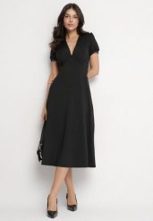 Czarna Sukienka Rozkloszowana z Wiskozą z Poduszkami w Ramionach Awerla. Czarne sukienki damskie Born2be, bez wzorów, z wiskozy, eleganckie, bez ramiączek. Za 179.99 zł.