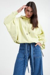 Bluza damska Karl Lagerfeld. Bluzy damskie KARL LAGERFELD, xs, bez wzorów, bez kaptura. W wyprzedaży za 714.97 zł.