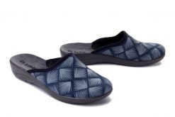 INBLU 5D-27 004 granatowy, kapcie damskie. Niebieskie kapcie damskie Inblu, z tkaniny. Za 56.99 zł.