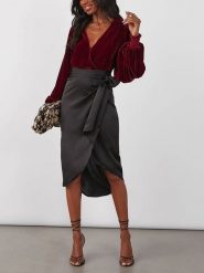 Milan Kiss Bluzka w kolorze czerwonym rozmiar: S. Czerwone bluzki damskie Milan Kiss, s, bez wzorów, bez kołnierzyka, bez ramiączek. Za 174.84 zł.