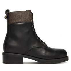 Trzewiki MICHAEL Michael Kors. Czarne botki damskie MICHAEL Michael Kors, bez obcasa, na płaskiej podeszwie, bez zapięcia. Za 959.99 zł.
