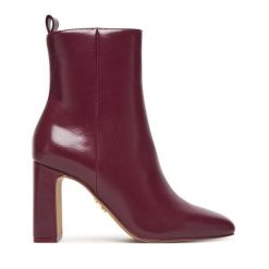 Botki Steve Madden. Czerwone botki damskie Steve Madden, bez obcasa, na słupku, bez zapięcia. Za 509.99 zł.